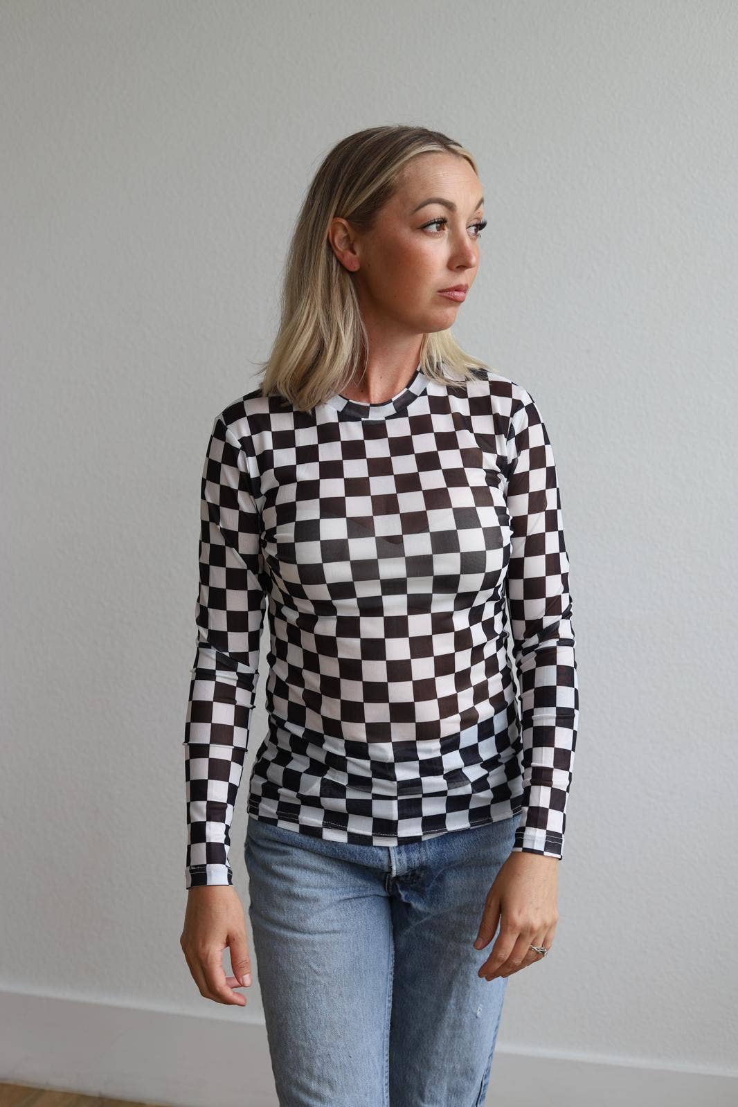 BLACK CHECK MESH