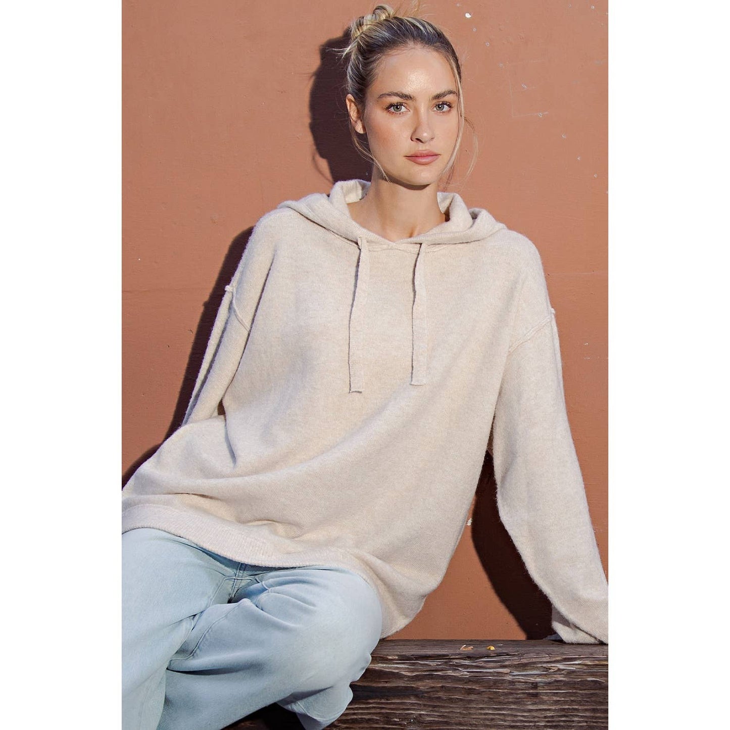 OVERSIZED HOODIE SWEATER