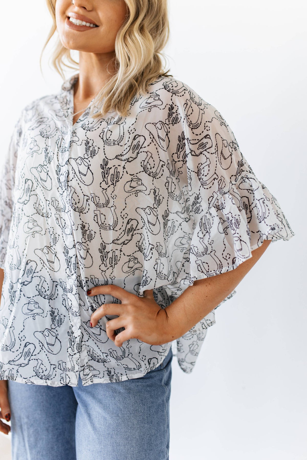 BLACK WESTERN ELEMENT STITCH TOP