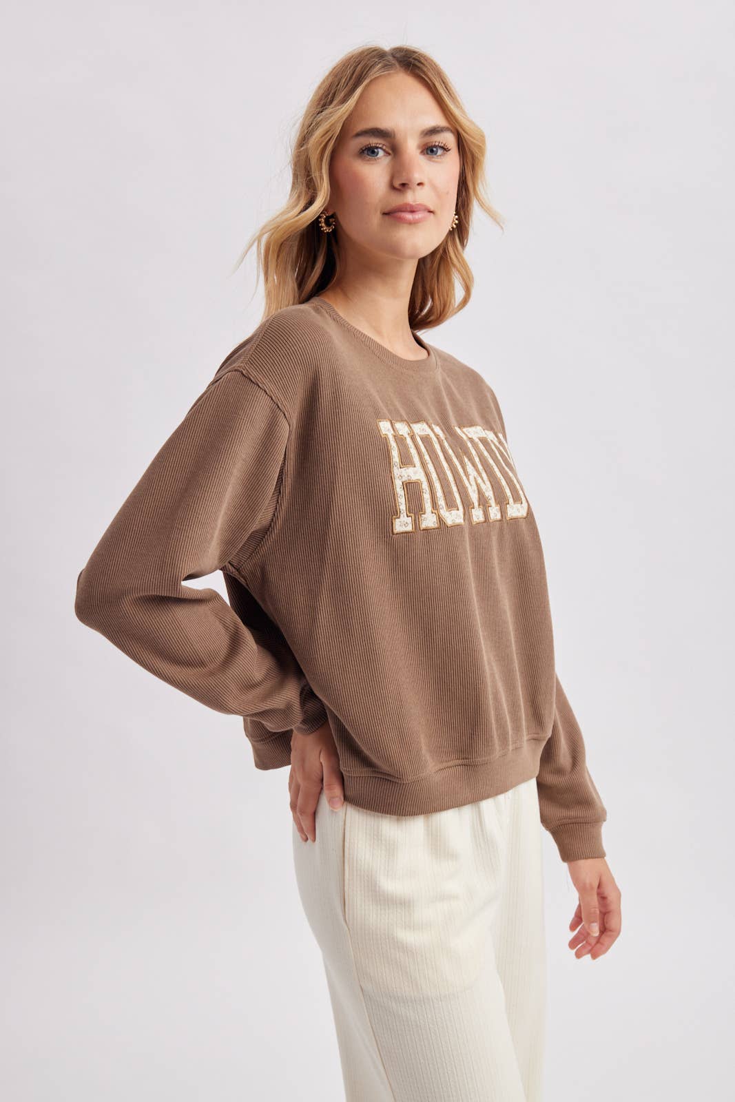 WESTERN 'HOWDY' FLORAL GRAPHIC COZY SWEATSHIRT