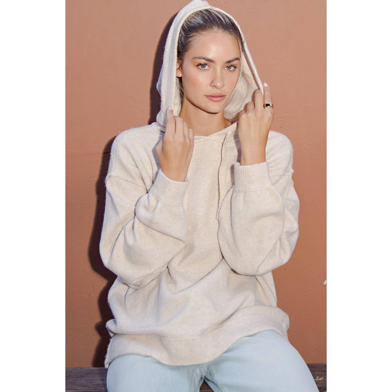 OVERSIZED HOODIE SWEATER