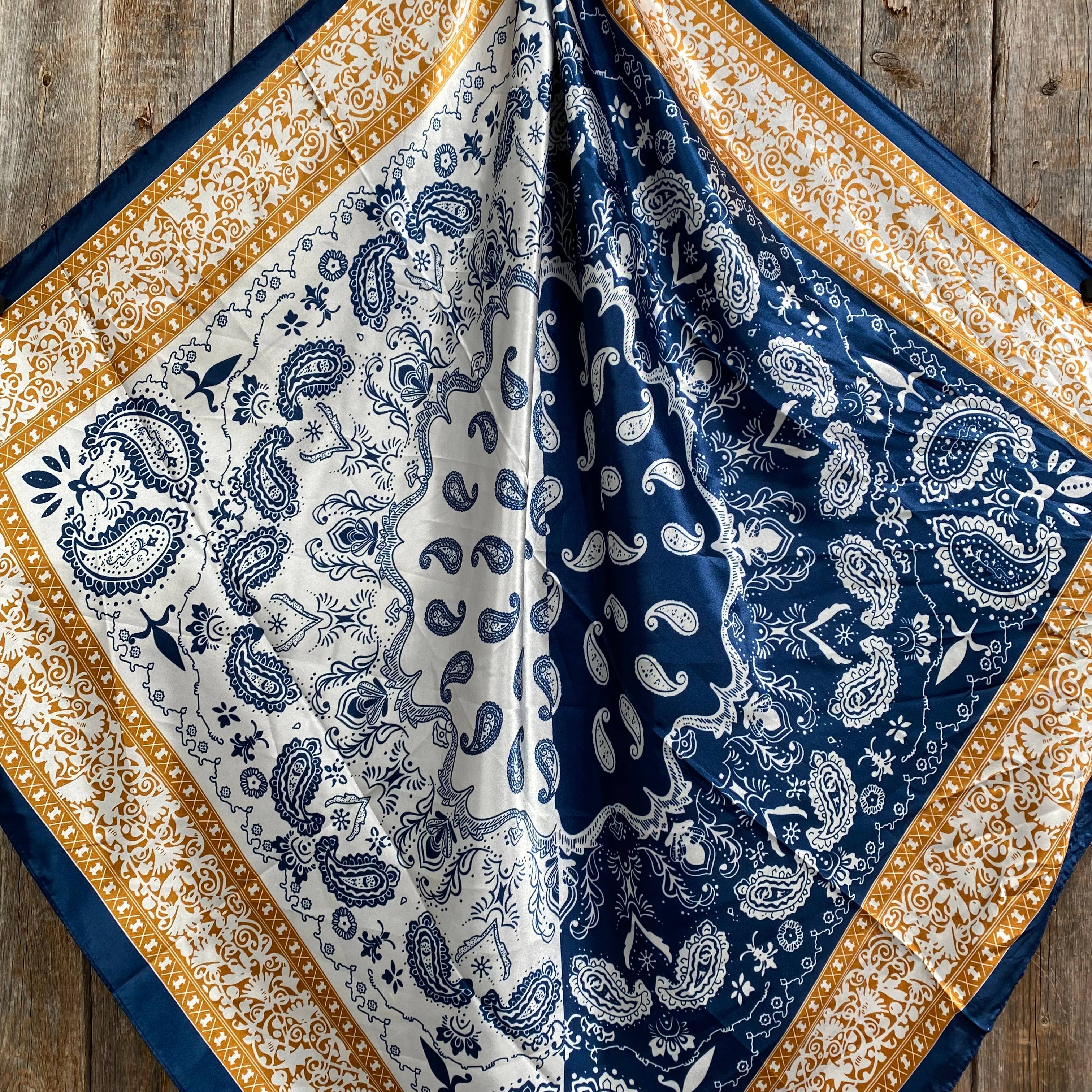 35X35"  Blue Two-Toned Paisley Wild Rag