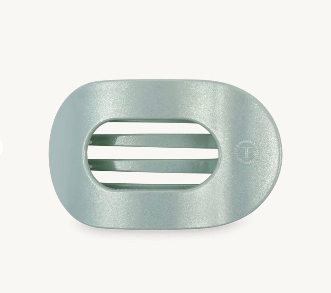 Dew Drop Medium Flat Round Hair Clip