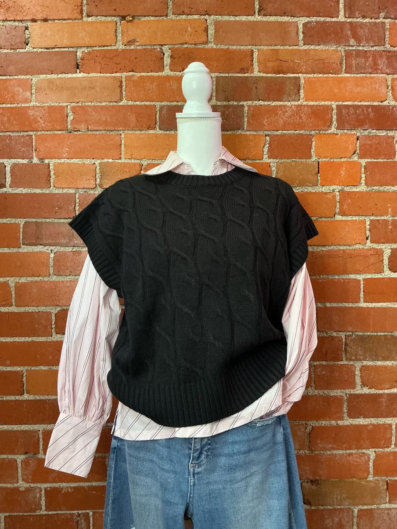 Sleeveless Oversized Cable Knit Sweater Vest