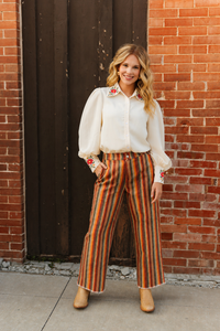 FLORAL EMBR COLLAR BLOUSE
